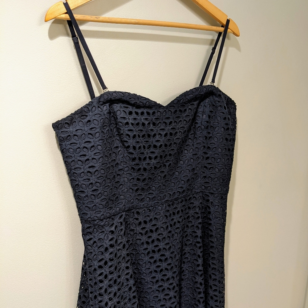 Ann Taylor eyelet lace dress - Picture 6 of 7